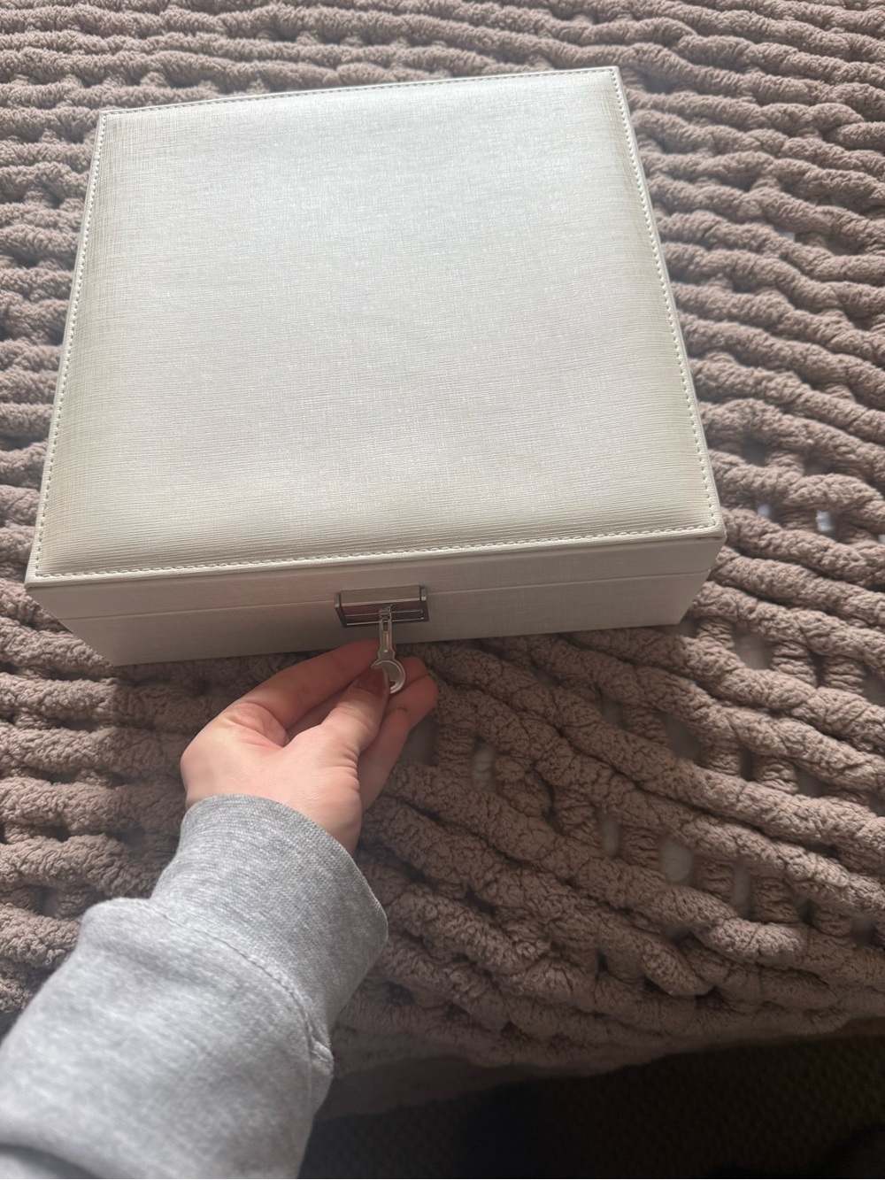 Jewelry Box Organizer Leather Case with Velvet lining White and Pink - Picture 6 of 7